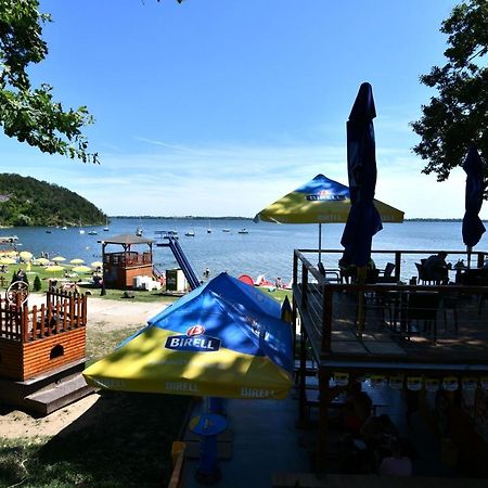 Chata Modra Vinné Buitenkant foto