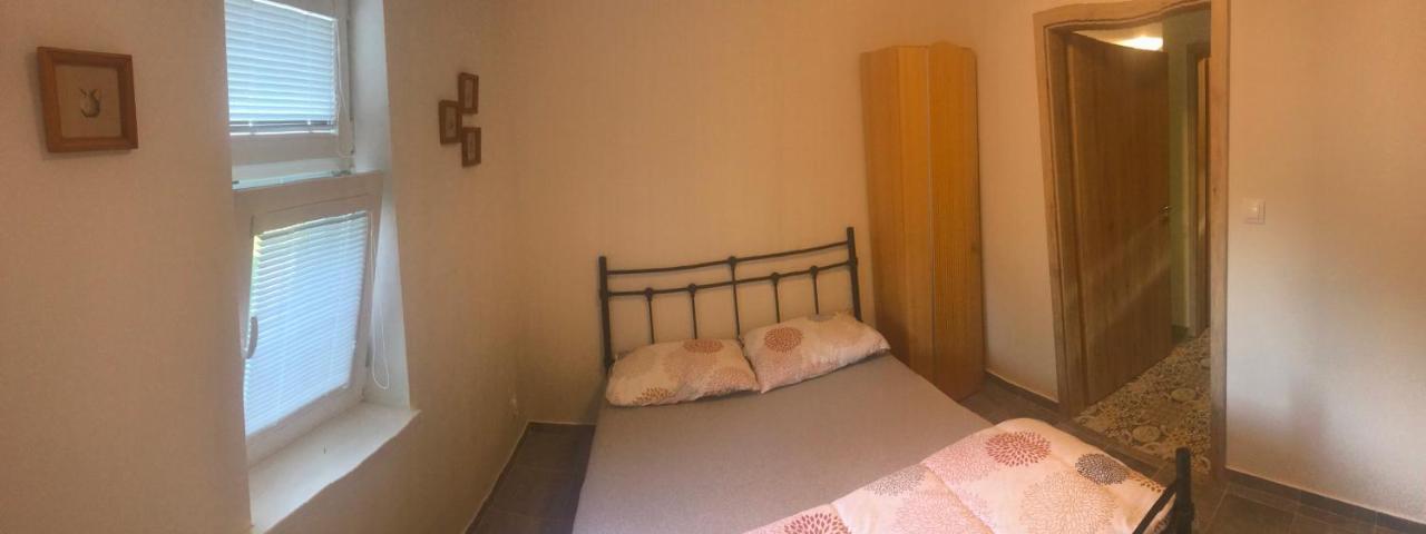 Chata Modra Vinné Buitenkant foto